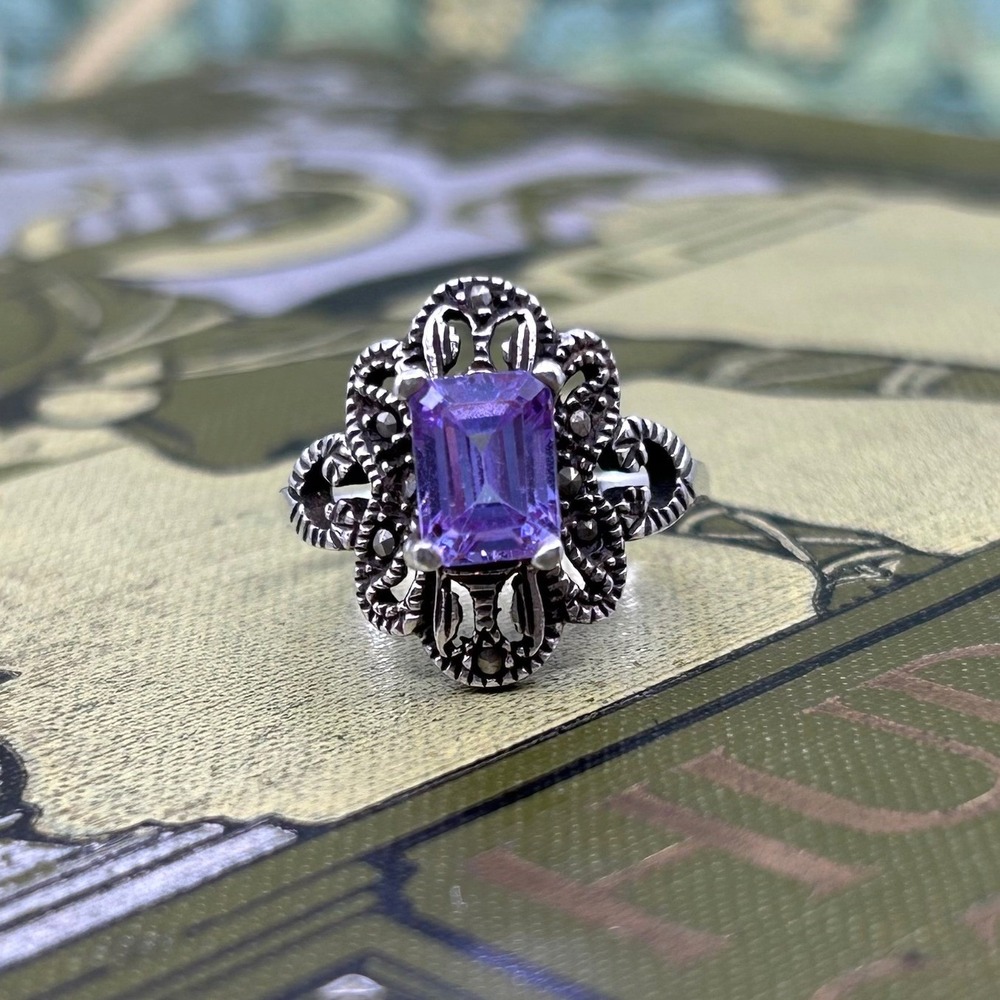 Vintage Sterling Silver Purple Amethyst Marcasite Cocktail Ring Ornate 7.5 US